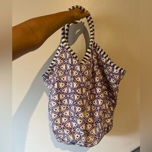 Roller rabbit beach bag